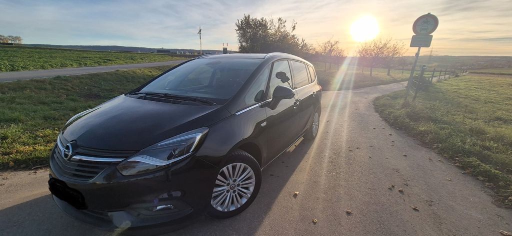 Opel Zafira Tourer 130.000 km 9.900 &euro; Stuttgart Weilimdorf 70499