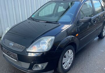 Ford Fiesta 86.000 km 2.390 &euro; Böblingen 71034