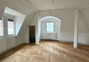 Wohnung Esslingen - 4 Zimmer, 97 m&sup2;, 1.490&euro; | Angebot:25198382