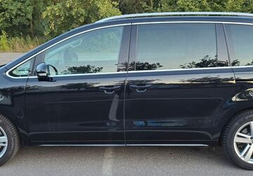 VW Sharan 117.800 km 28.900 &euro; Sindelfingen 71065