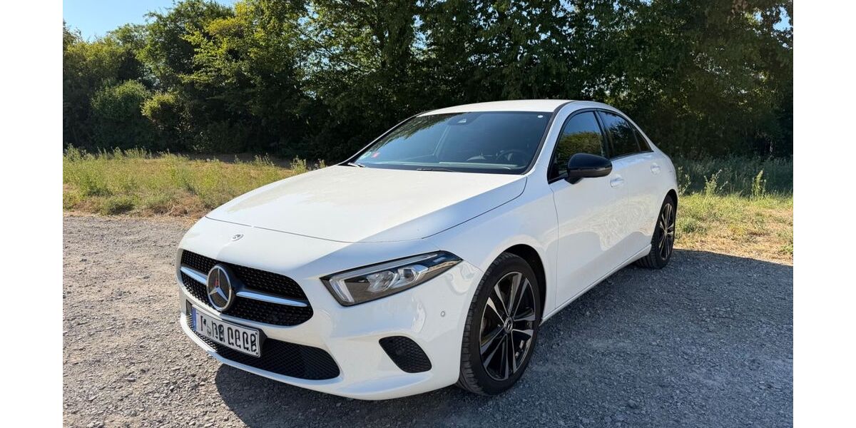 Mercedes-Benz A 180 93.000 km 21.990 &euro; Ludwigsburg 71636
