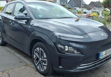 Hyundai KONA Elektro 45.000 km 17.300 &euro; Kornwestheim 70806