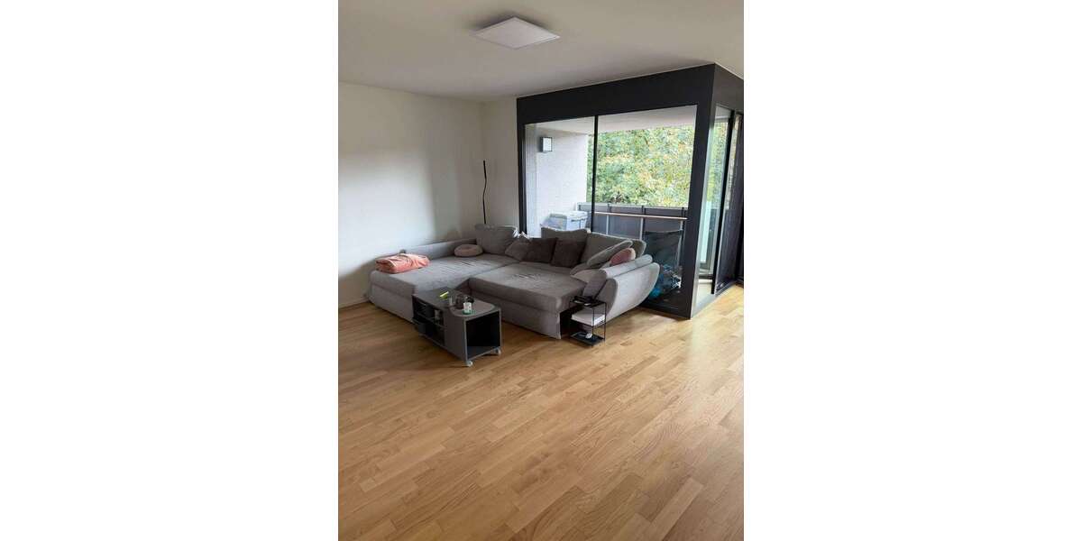 Etagenwohnung Metzingen - 4 Zimmer, 106 m&sup2;, 1.250&euro; | Angebot:27360133