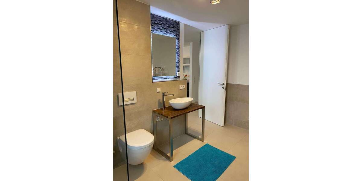 Etagenwohnung Freiberg am Neckar - 2 Zimmer, 60 m&sup2;, 950&euro; | Angebot:27322784