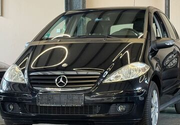 Mercedes-Benz A 170 209.000 km 2.299 &euro; Stuttgart 70374