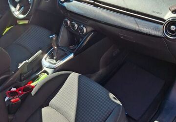 Mazda 2 25.000 km 13.500 &euro; Kiebingen 72108