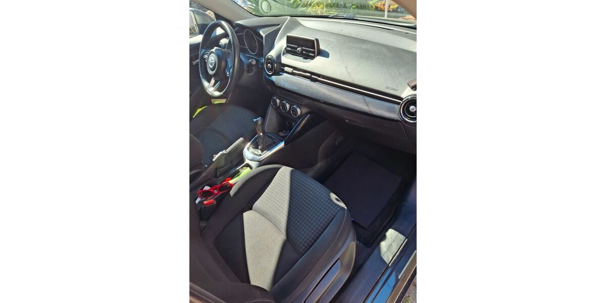 Mazda 2 25.000 km 13.500 &euro; Kiebingen 72108
