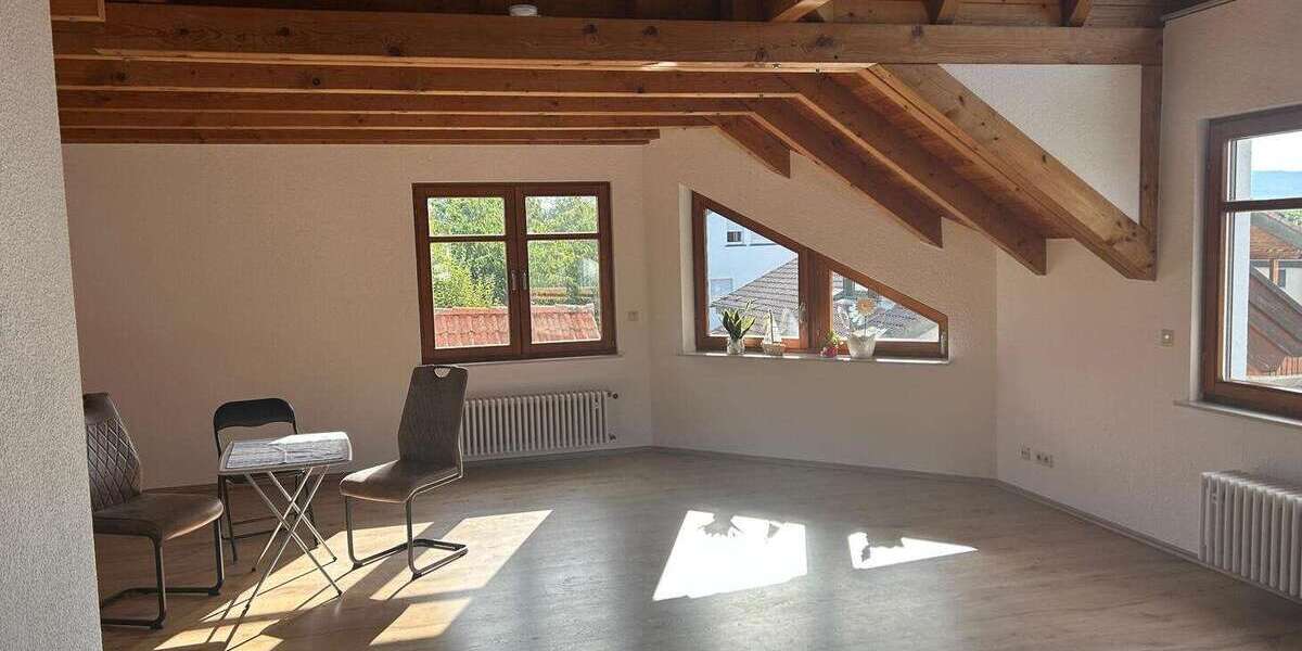Etagenwohnung Reutlingen Reutlingen-Betzingen - 4 Zimmer, 118 m&sup2;, 1.380&euro; | Angebot:27417187