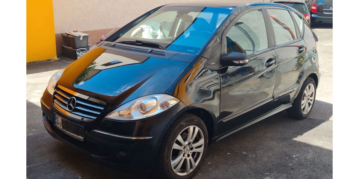 Mercedes-Benz A 170 181.000 km 1.250 &euro; Sindelfingen 71067