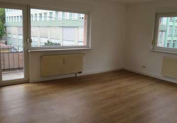 Wohnung Pforzheim Weststadt - 3 Zimmer, 86 m&sup2;, 760&euro; | Angebot:27291389