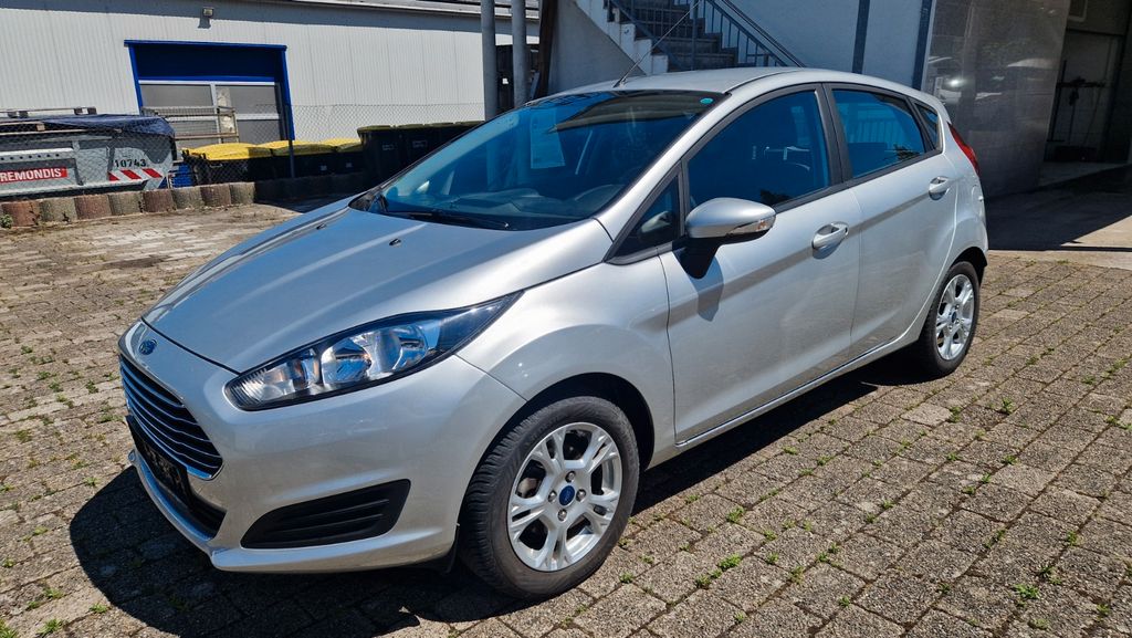 Ford Fiesta 86.000 km 5.900 &euro; Ludwigsburg 71634