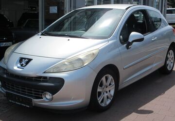 Peugeot 207 138.600 km 3.900 &euro; Niefern Öschelbronn 75223