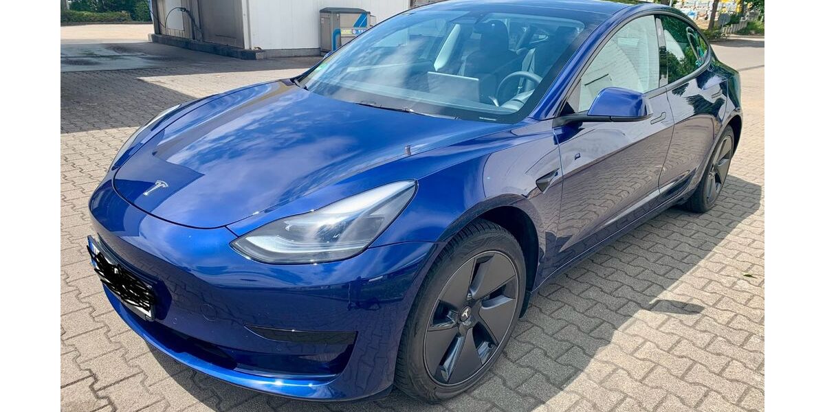 Tesla Model 3 32.800 km 26.900 &euro; Vaihingen/Enz 71665
