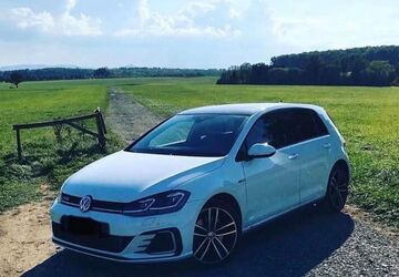 VW Golf 100.709 km 16.900 &euro; Rottenburg 72108