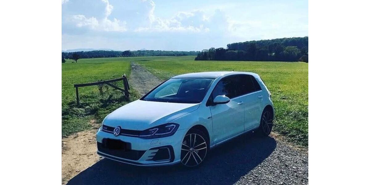 VW Golf 100.709 km 16.900 &euro; Rottenburg 72108