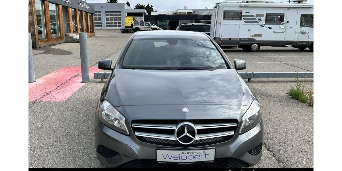 Mercedes-Benz A 180 104.389 km 11.950 &euro; Holzgerlingen 71088
