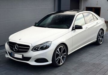 Mercedes-Benz E 200 152.000 km 18.500 &euro; Sindelfingen 71067