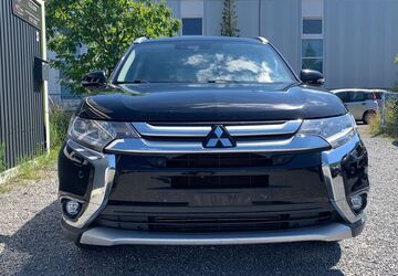 Mitsubishi Outlander 147.000 km 14.799 &euro; Sindelfingen 71069