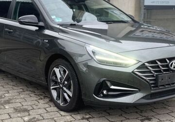 Hyundai i30 111.800 km 14.950 &euro; Metzingen 72555