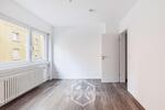 Erdgeschoßwohnung Stuttgart Zuffenhausen - 4 Zimmer, 101 m&sup2;, 1.818&euro; | Angebot:26279943