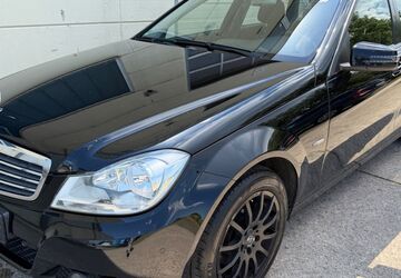 Mercedes-Benz C 200 171.000 km 5.950 &euro; Sindelfingen/Stuttgart 71069
