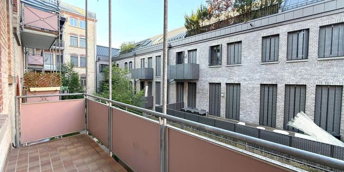 Etagenwohnung Stuttgart Stuttgart-West - 3 Zimmer, 99 m&sup2;, 2.125&euro; | Angebot:27447102