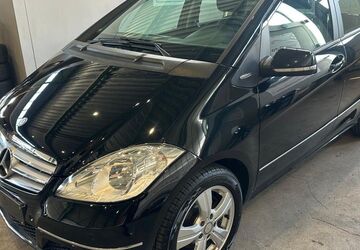 Mercedes-Benz A 180 232.320 km 1.990 &euro; Holzgerlingen 71088