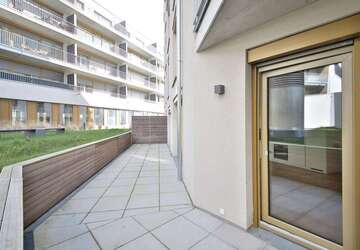 Wohnung Böblingen - 2 Zimmer, 79 m&sup2;, 1.705&euro; | Angebot:25790721