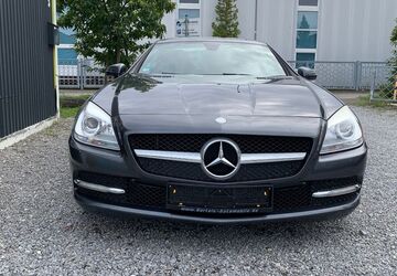 Mercedes-Benz SLK 250 176.300 km 12.499 &euro; Sindelfingen 71069
