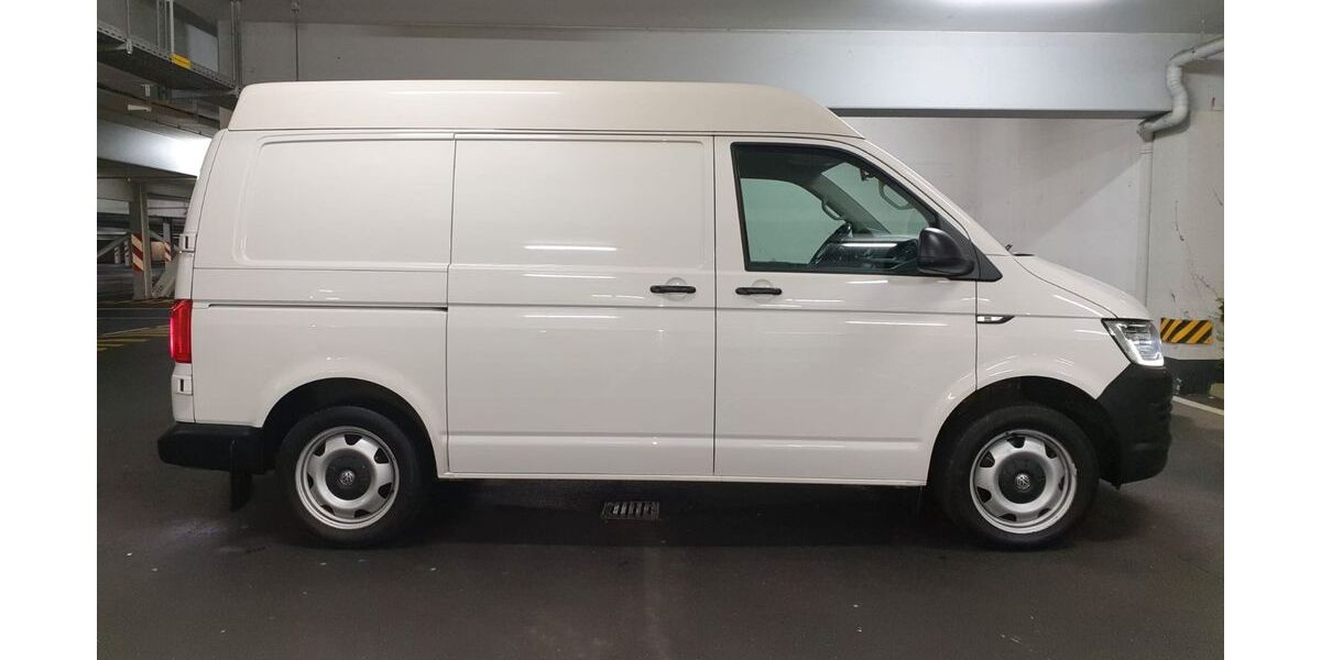 VW T6 Transporter 220.000 km 15.400 &euro; Esslingen am Neckar 73733
