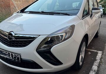 Opel Zafira Tourer 121.500 km 9.200 &euro; Stuttgart 70376