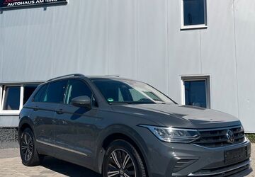 VW Tiguan 71.000 km 27.299 &euro; Illingen 75428