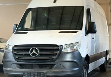 Mercedes-Benz Sprinter 156.000 km 16.900 &euro; Stuttgart 70374