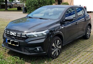 Dacia Sandero 14.700 km 15.700 &euro; Kornwestheim 70806