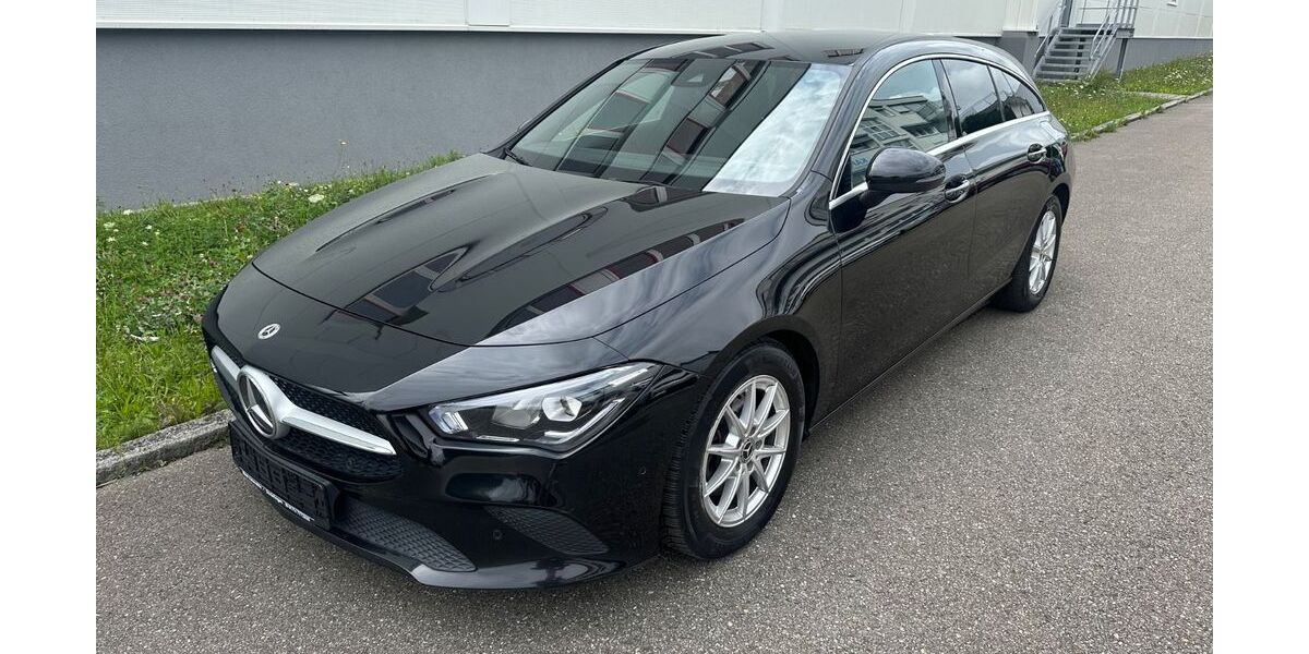 Mercedes-Benz CLA 200 Shooting Brake 96.000 km 18.999 &euro; Sindelfingen 71069
