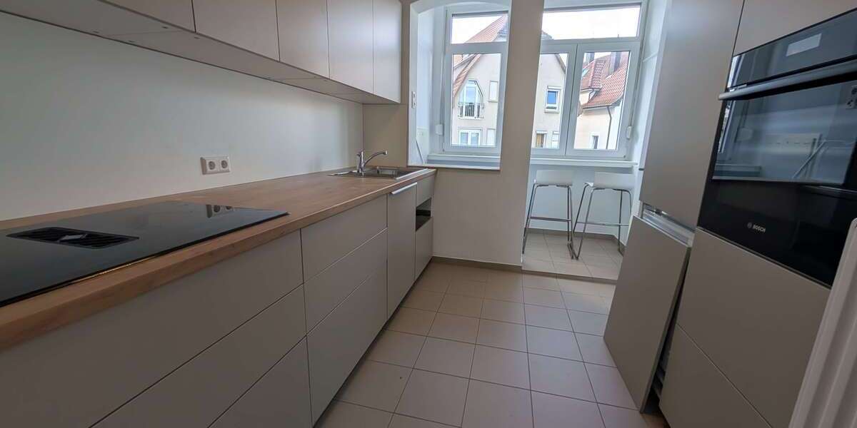 Etagenwohnung Stuttgart-Untertürkheim Untertürkheim - 3 Zimmer, 70 m&sup2;, 1.080&euro; | Angebot:27409445