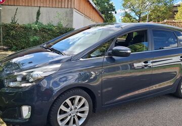 Kia Carens 178.000 km 7.990 &euro; Kernen i. r 71394