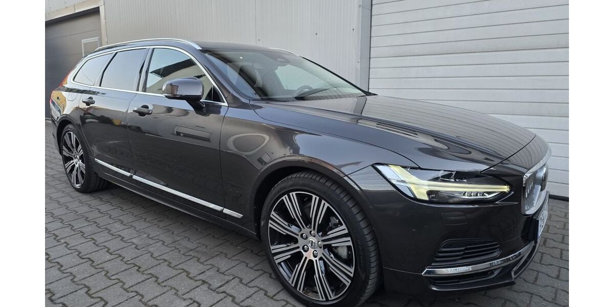 Volvo V90 18.300 km 38.900 &euro; Sindelfingen 71069