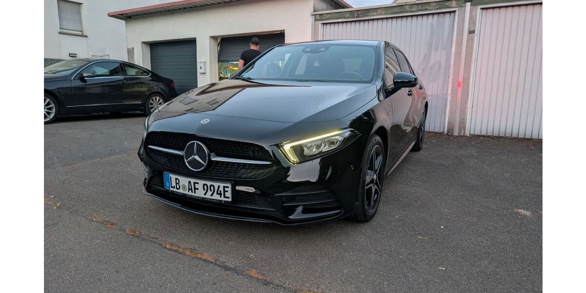 Mercedes-Benz A 250 74.000 km 22.050 &euro; Ludwigsburg 71638