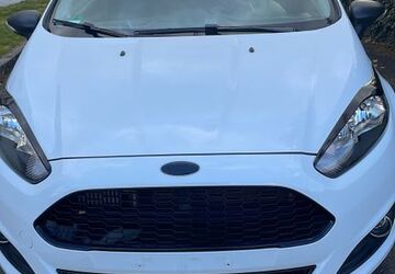 Ford Fiesta 46.000 km 8.000 &euro; herrenberg 71083