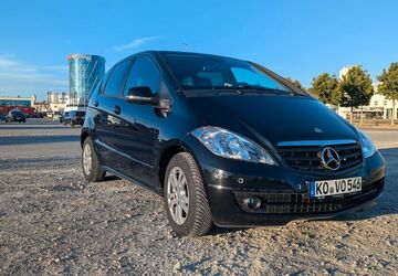 Mercedes-Benz A 160 126.676 km 2.600 &euro; Böblingen 71032