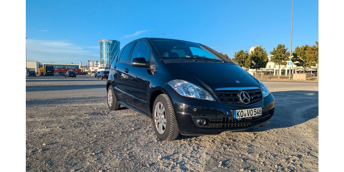 Mercedes-Benz A 160 126.676 km 2.600 &euro; Böblingen 71032