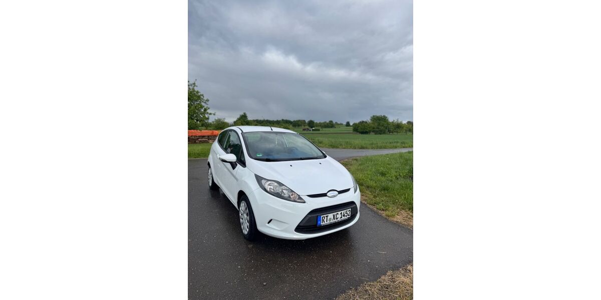 Ford Fiesta 170.500 km 2.600 &euro; Reutlingen 72760