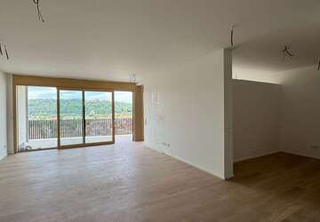 Wohnung Esslingen am Neckar - 2 Zimmer, 88 m&sup2;, 2.075&euro; | Angebot:26731267
