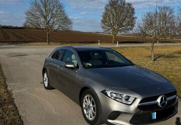 Mercedes-Benz A 180 115.000 km 14.500 &euro; Gärtringen 71116