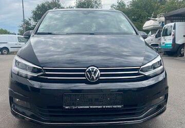 VW Touran 36.963 km 29.950 &euro; Sindelfingen 71069
