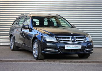 Mercedes-Benz C 220 233.200 km 9.200 &euro; Sindelfingen 71065