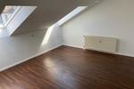 Dachgeschoßwohnung Reutlingen Altenburg - 3 Zimmer, 81 m&sup2;, 1.130&euro; | Angebot:26660149