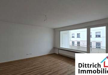 Wohnung Pforzheim Nordstadt - 4 Zimmer, 92 m&sup2;, 900&euro; | Angebot:27227796