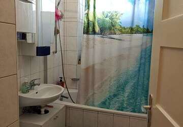 Wohnung Pforzheim Weststadt - 2 Zimmer, 75 m&sup2;, 550&euro; | Angebot:27339877